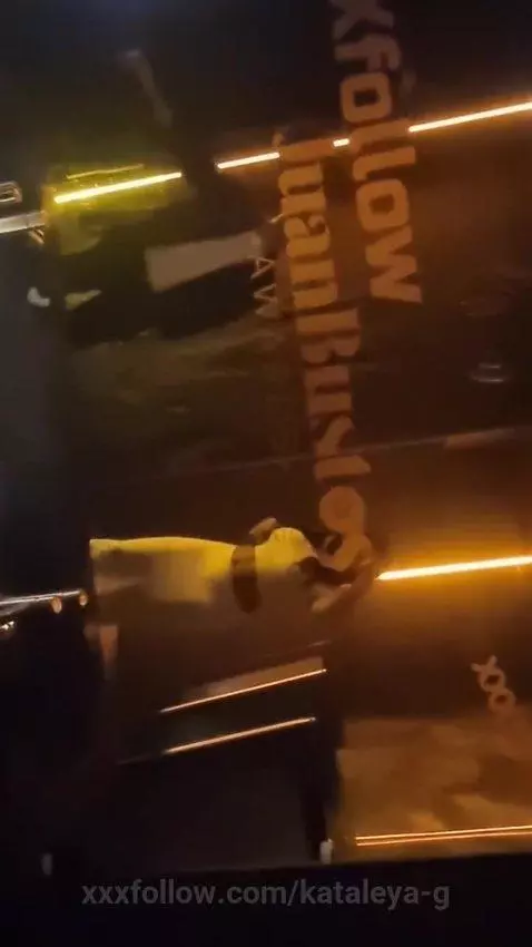 a trip to the disco bathroom by kataleya-g