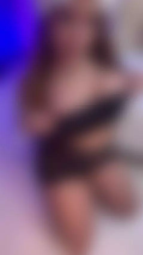 sorprise 🫦 by kataleya-g