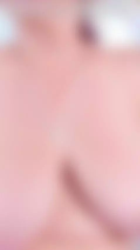 Hot girl here!! by maturexxx