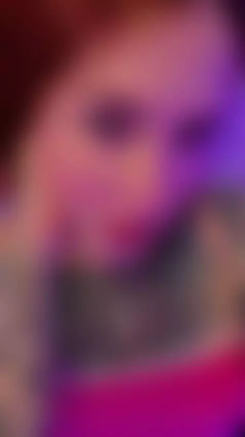 Natural and tempting beauty by mariianna-lopez