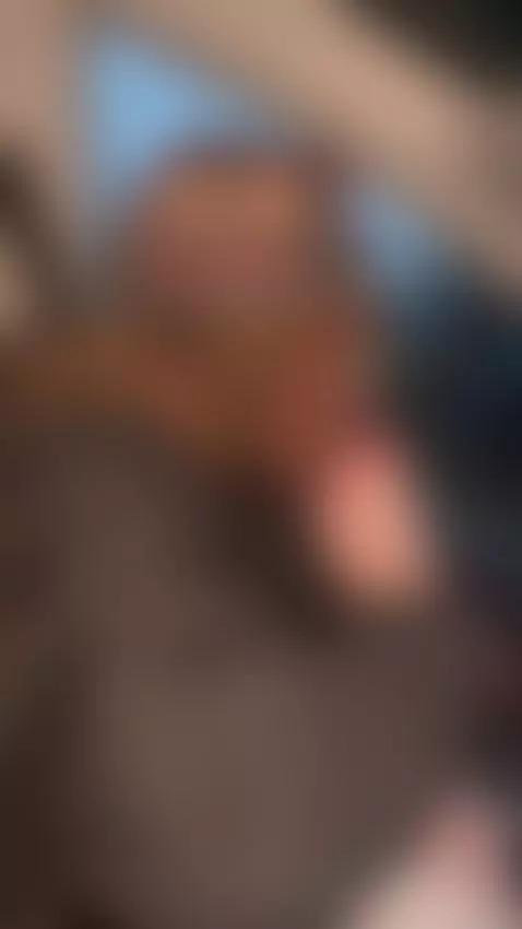 I loveeee when he sucks my toes. wait til you see him do it ... by sexyitaliansub