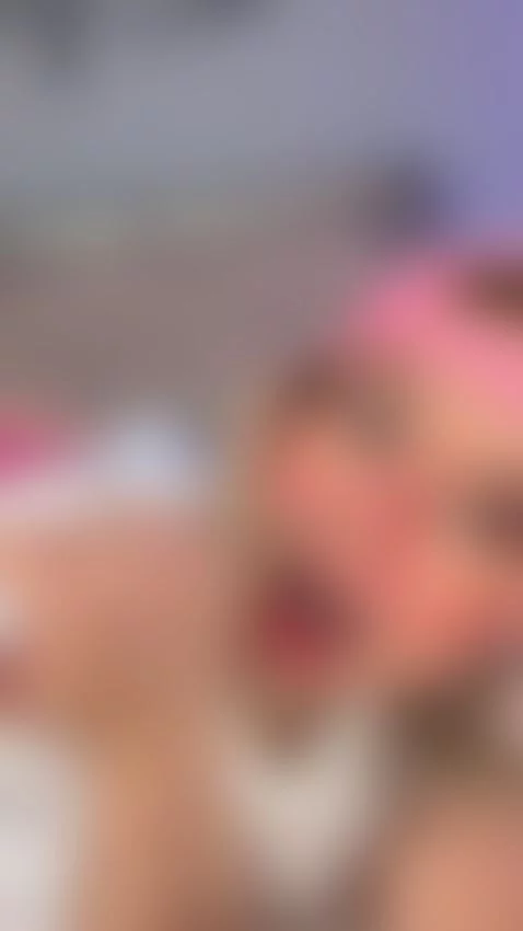 mmm yes? I love to sing by thalia-13