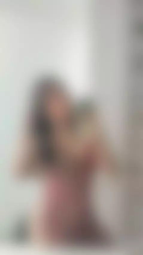 I'm getting hot... come now ❤ by abigailowens