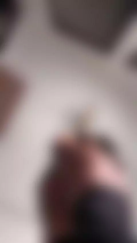 say hello 🍑 by kendallk