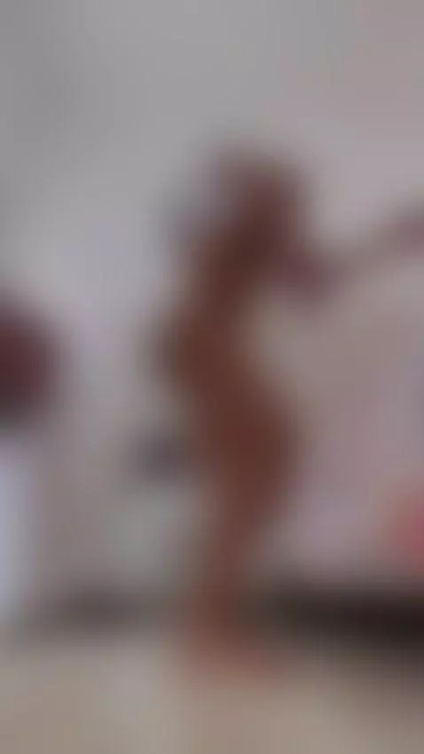 dance naked ? 🙈 by kendallk