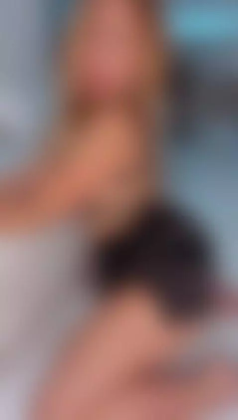 do you like my hip movement love? by natycortes