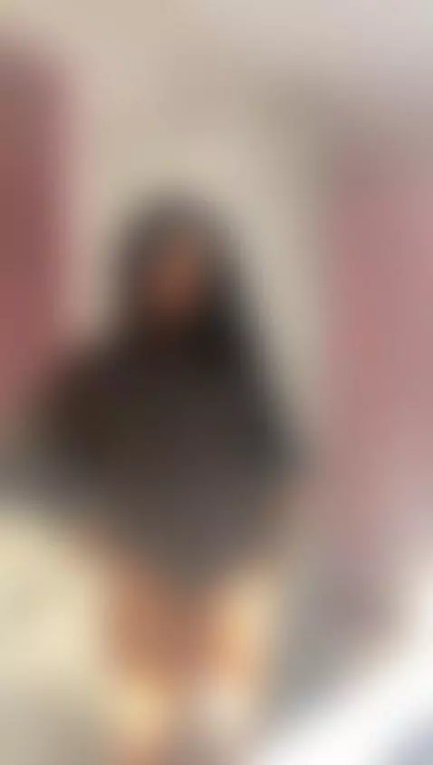 the sexiest and most tender 🩷🫧 by lizziierose