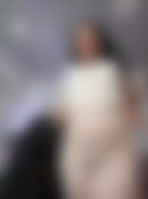 You like the color white by devora-sammer