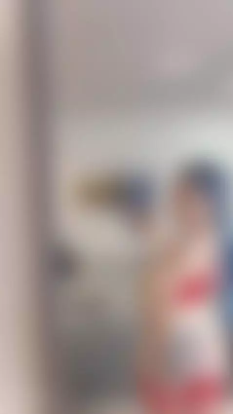 Do you like red? by devora-sammer