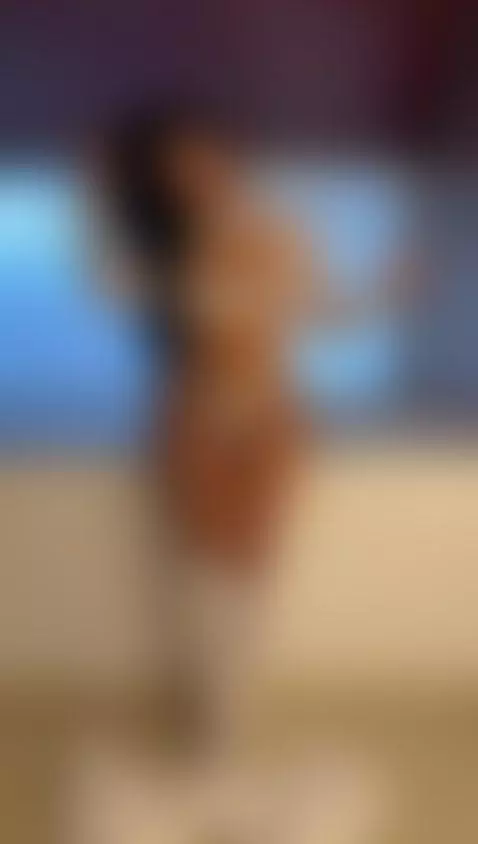 Hello baby, today I really want to suck a giant co......🍆 by lady-brownn