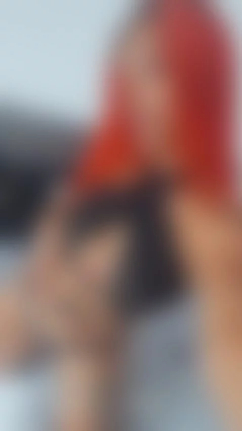 Im on, come say hi xx by xsoniaa