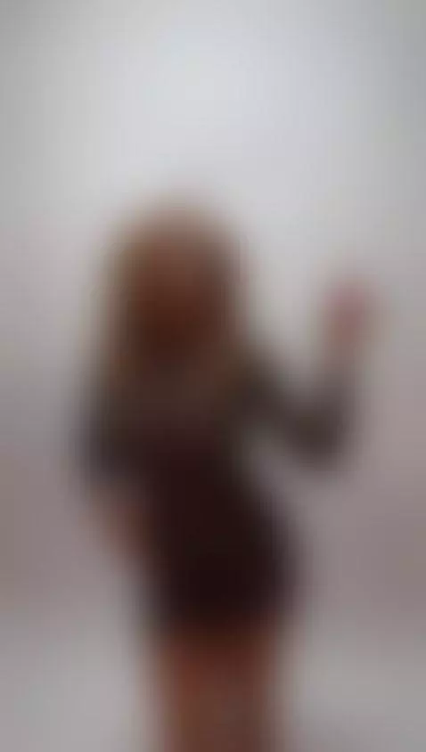 It's getting hotter in here, need some help 🔥🔥🔥 by annabellastar