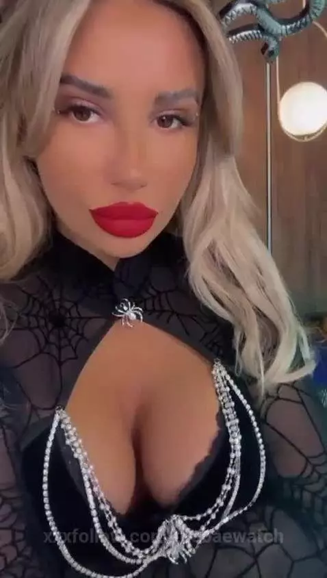 I can't wait to see you...naked..Hot online 😍😍😍🔥 by thebaewatch