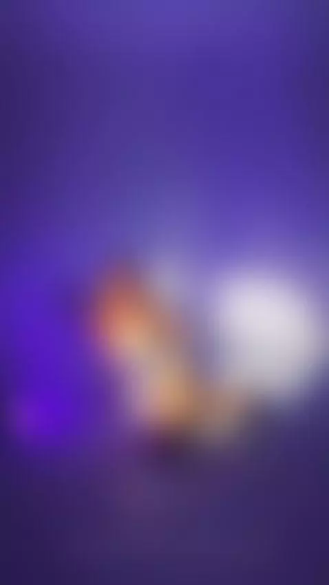 Chat with me by sexy-elyn