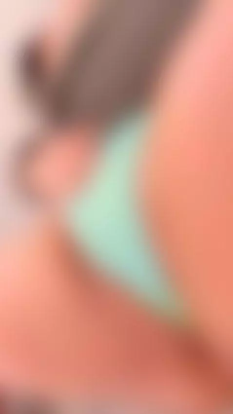 come and eat this pussy by adrispag53