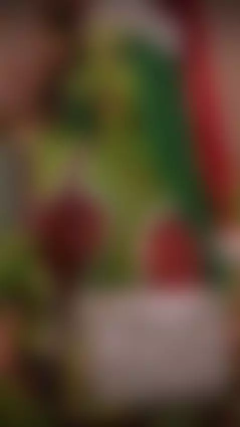 I’m a genius… a wicked and sexy genius 🎄😈 by emilyleah