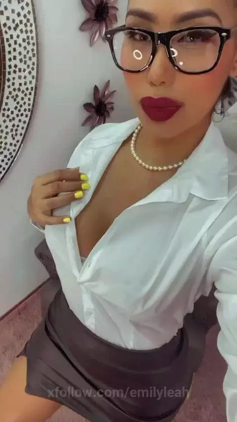 sexy Professora by emilyleah