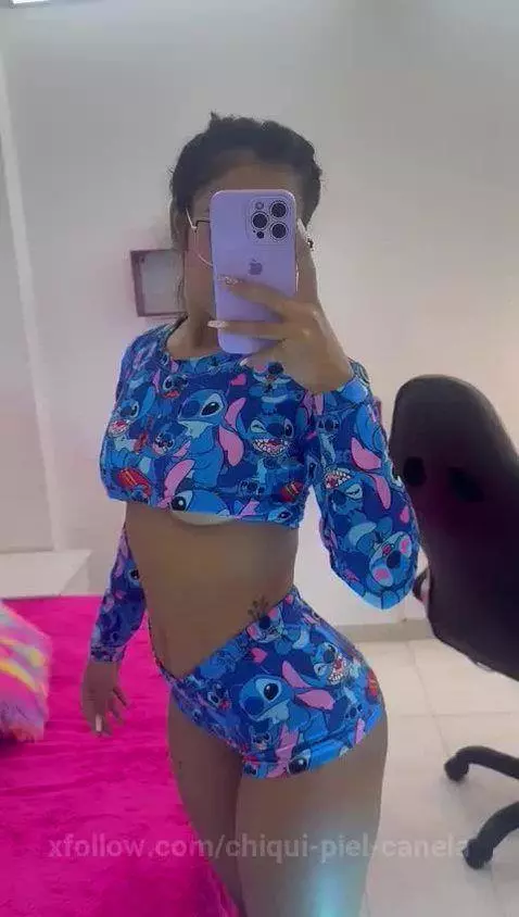 A different day I wait for you here with me by chiqui-piel-canela