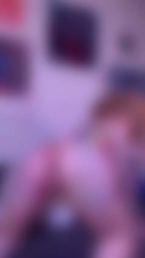 my pussy is so prettyyyyy by felttheflowers