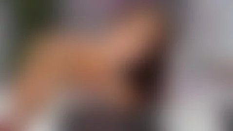 I love to blow ♥ by mia-davies