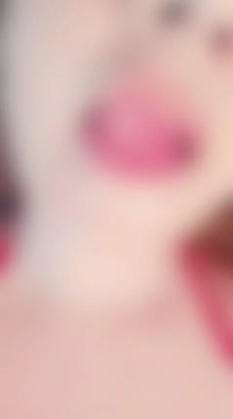 strange in the nights Mommy's lips and more by anastasia-bee