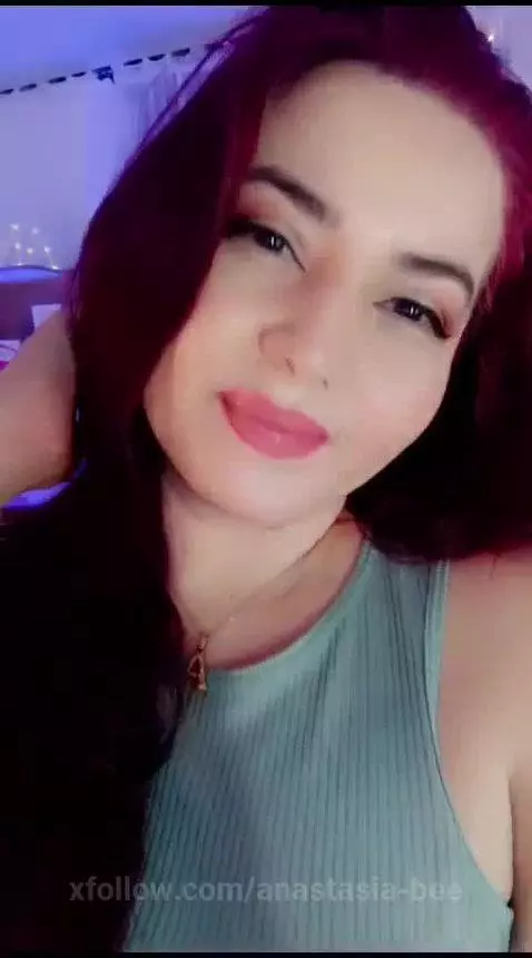 Do you want to see what else my sweet kisses? by anastasia-bee