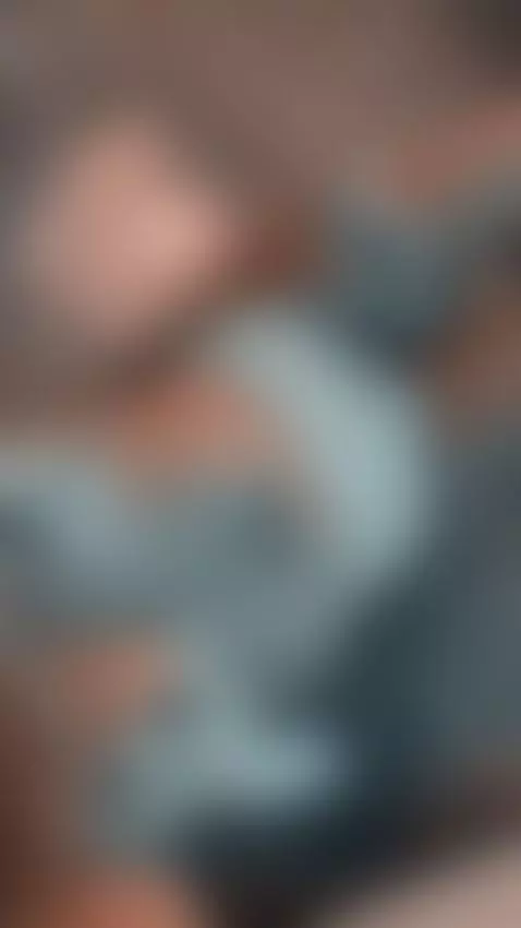 My clothes have a bad habit of falling off by themselves... ... by miraimitsukii