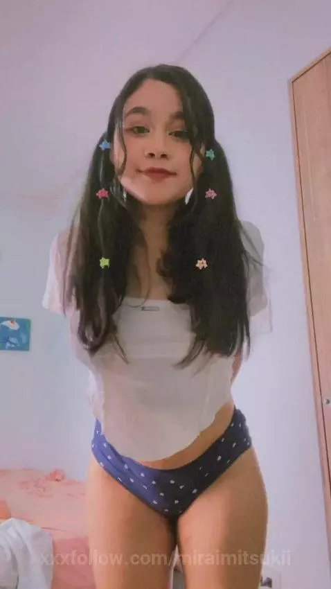 I woke up really wanting you... so I turned on the camera. N... by miraimitsukii