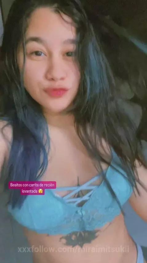 Zoom in... 👀 by miraimitsukii