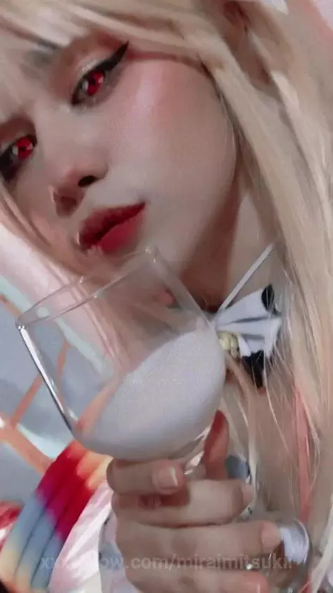 I'm drinking milk... but I really want yours  🥺🍼💕 by miraimitsukii