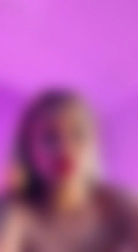 O N L I N E E E E E E ! by ingriid