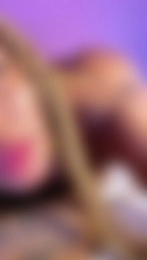 Hmmmm come and stay behing me! by ingriid