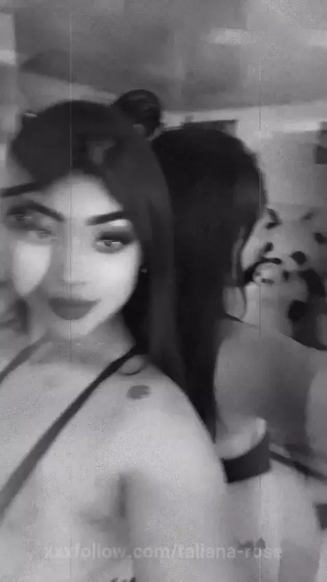 How do you feel when you see two like me? ❤️‍🔥❤️‍🔥 by taliana-rose