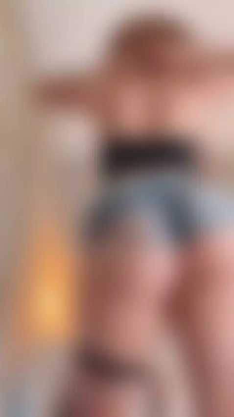 Tonight I have my Featured Show on CamSoda 🤍🔥 I’ll be waitin... by maisonfox