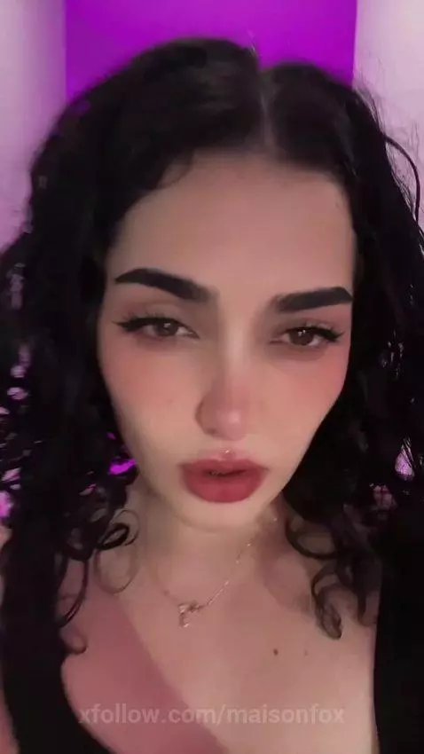 What is that I see there?👁️ by maisonfox