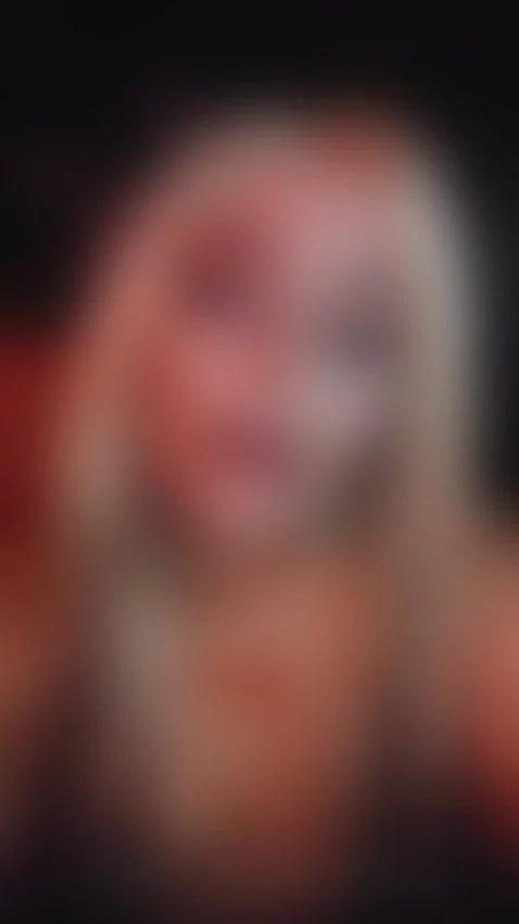 Hi 🖤 by alexisblazexxx