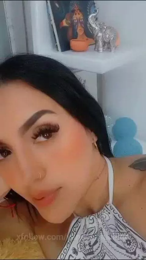 Love me  🤍 by vanessasunhine