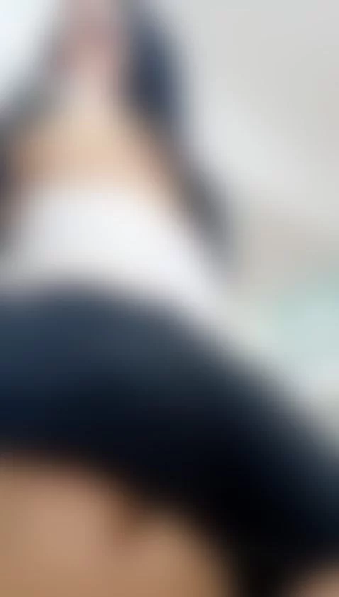 mmmm lick lick .. 👅 by vanessasunhine