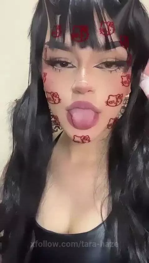 Hiii♥ by tara-haze