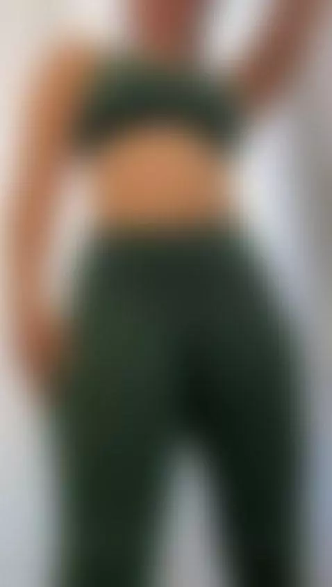 accompany me to train by lara-giraldo