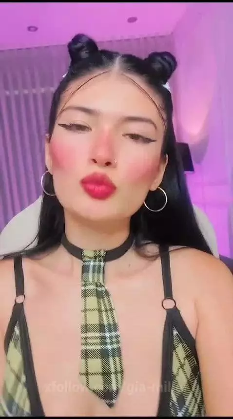 - O N L I N E - by gia-miller