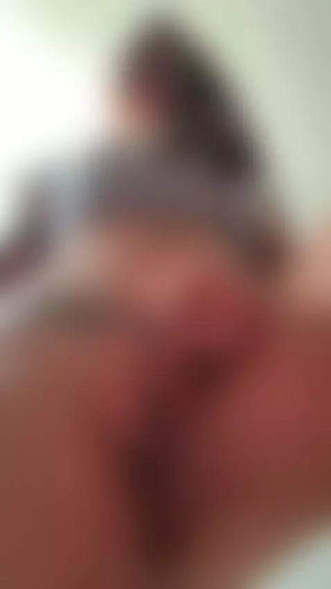 I am online now for u make me love! by sarah-stone