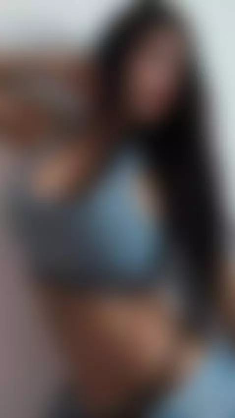 I'm online 🔥
A Colombian fitness enthusiast with a strong at... by sarah-stone