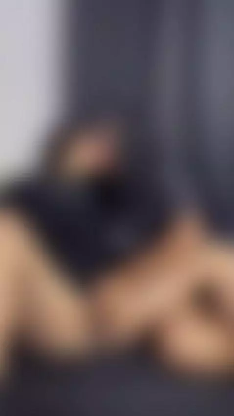 wanna lick her pussy by rose-and-alicia