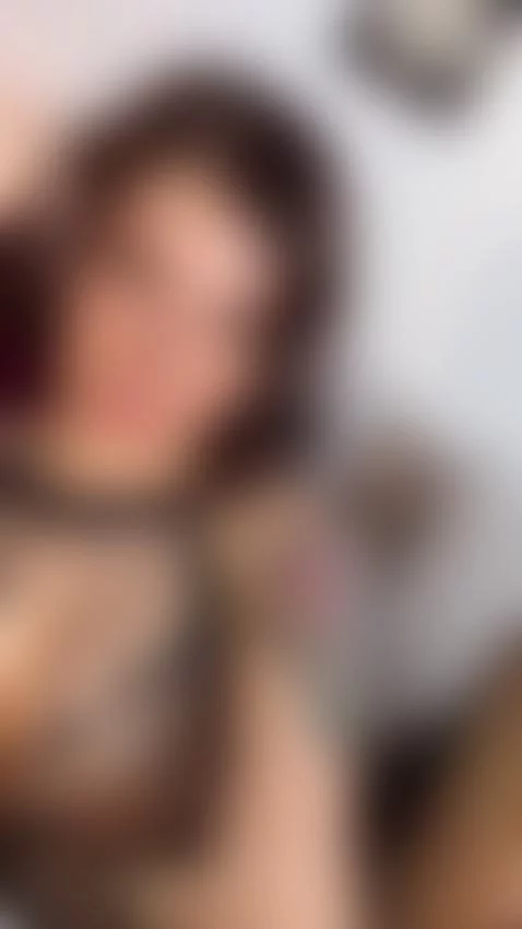 Chill saturday 😏🍒 c’ya soon! by electraheart