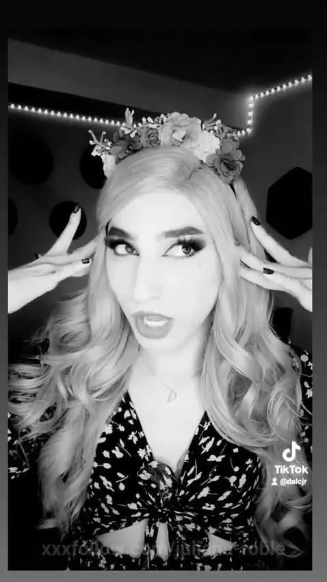 all the good girls by juliana-roble