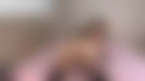 sexy kitty in bed?=^•^= by effyreagan