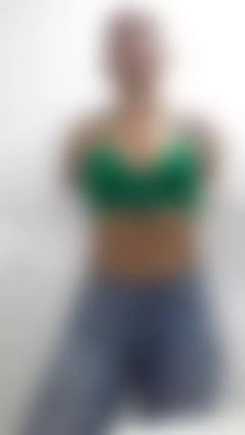 Andrea arrecha. quiere bastante verga by brian12k