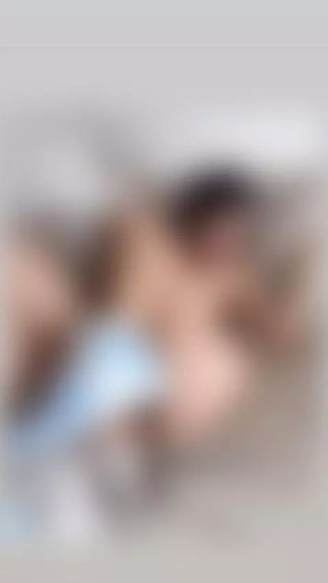 Come, let's make a video together, honey.🤤 by cloewhiite