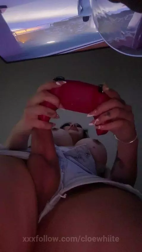 Come, let's play PlayStation 5 together.🤤 by cloewhiite